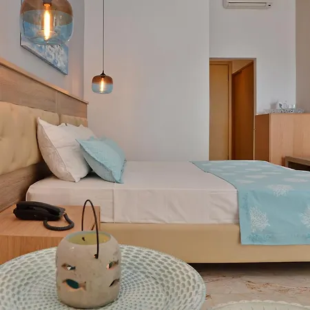 Belvedere 4* Achladies (Skiathos)